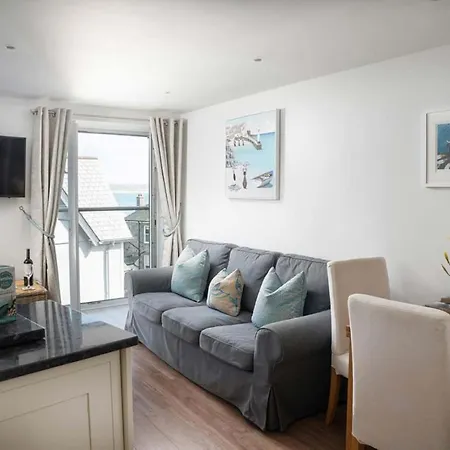 Apartment 8 Sunday School Court St Ives (Cornwall)
